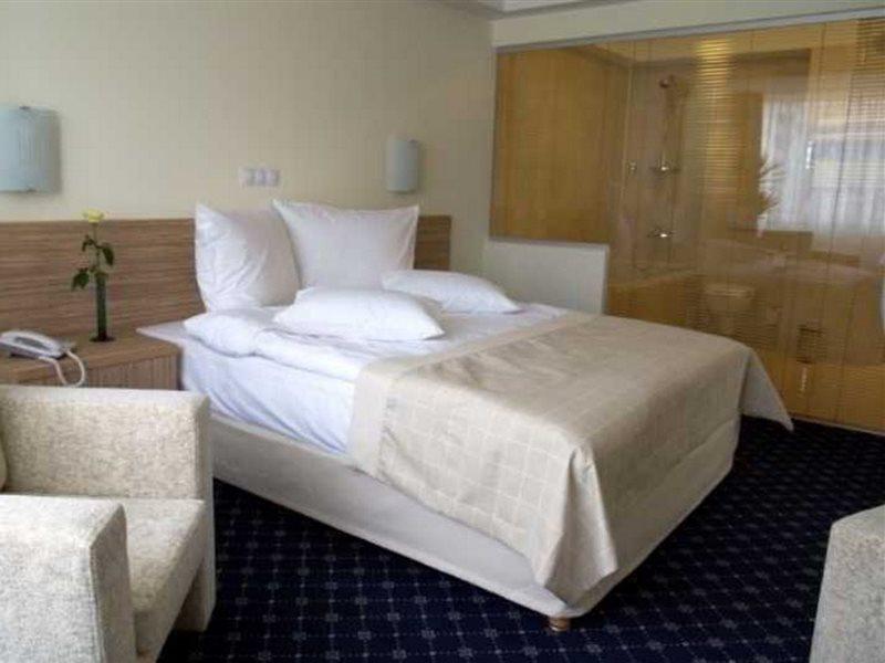 Marshal Hotel Bucharest