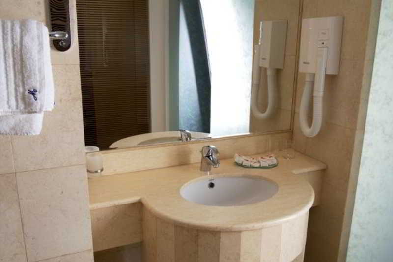 Marshal Hotel 3*